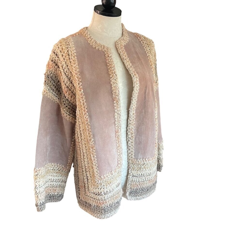m_m Canadian Original Women Size M Pink Suede Crochet Open Cardigan Vintage